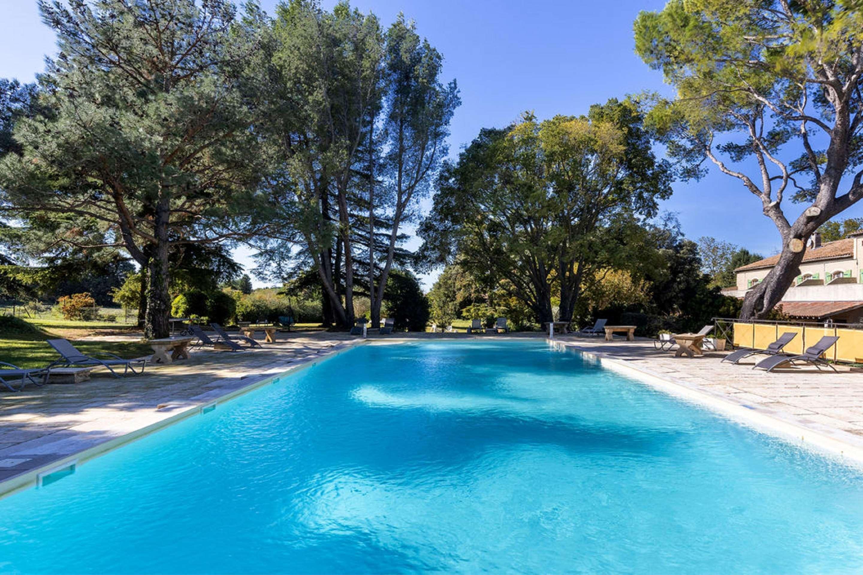 Best Western Le Val Majour Фонвьей Экстерьер фото
